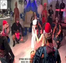 sünnet düğününde zeybek ekibi 