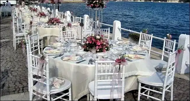 Masa Sandalye Süsleme