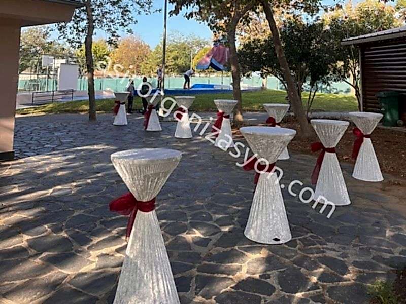 Davetlerde İkram Edilecek En Trend Atıştırmalıklar Davetlerde İkram Edilecek En Trend Atıştırmalıklar