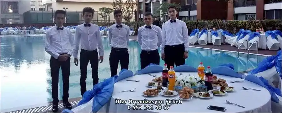 Masa Sandalye Süsleme